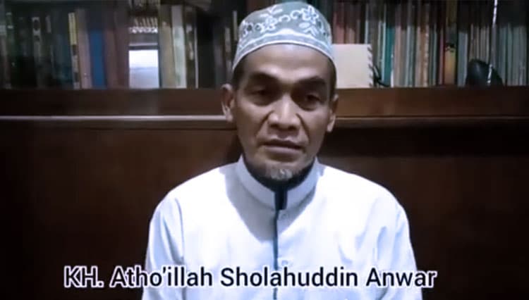 Pengasuh Ponpes Lirboyo Minta Masyarakat Berhati-hati Menerima Ajaran Habaib yang Menyimpang dari Syariat